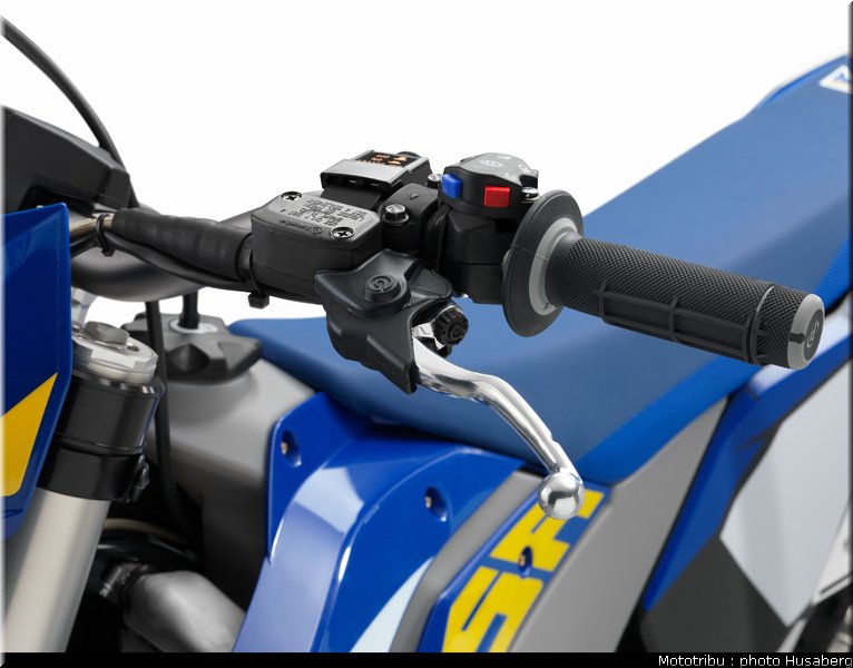 058_husaberg_te_08_2011