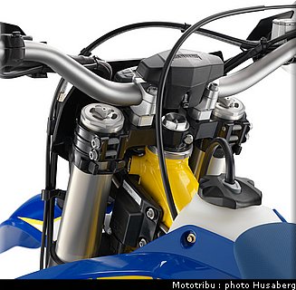 husaberg_2012_te_002.jpg