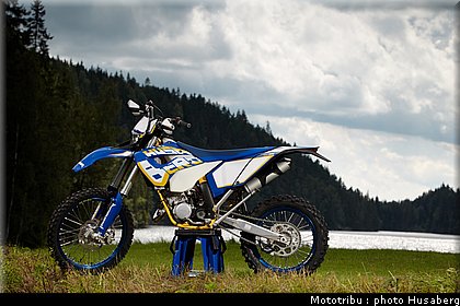 husaberg_2012_te_125_016.jpg