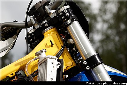 husaberg_2012_te_125_023.jpg