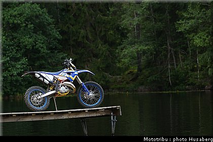 husaberg_2012_te_125_024.jpg