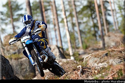 husaberg_2012_te_250_006.jpg