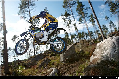 husaberg_2012_te_250_007.jpg