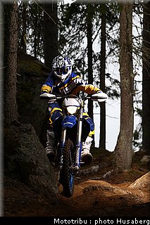 husaberg_2012_te_250_009.jpg