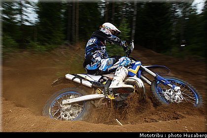 husaberg_2012_te_250_012.jpg