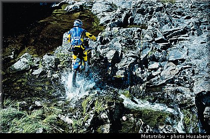 husaberg_2013_fe250_002.jpg