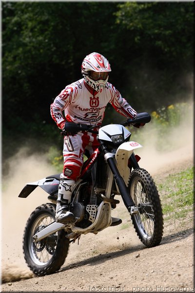 002enduro-action_2