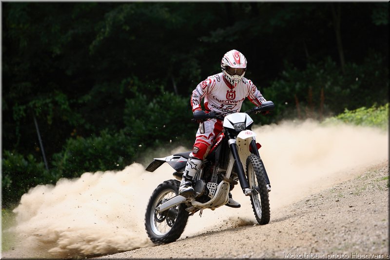 003enduro-action_3