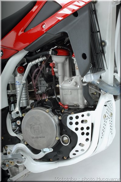 072husqvarna2008-details_07