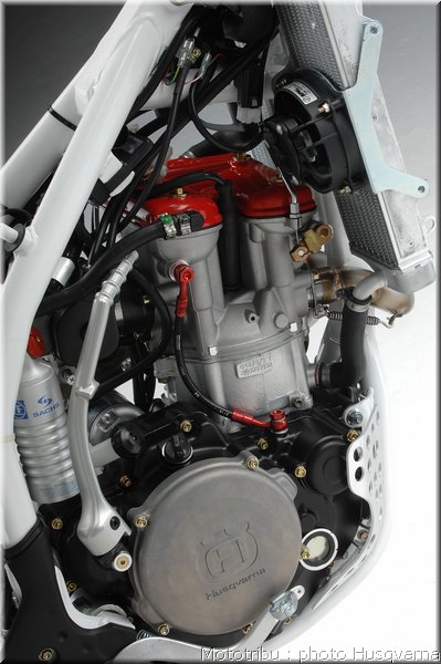 076husqvarna-te450-2008_2