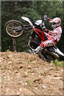 009enduro-action_9.jpg