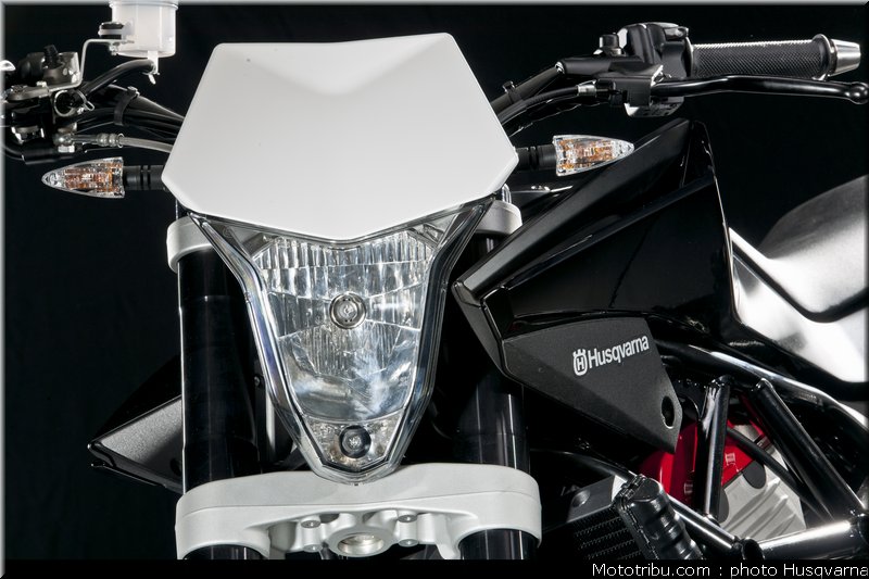 husqvarna_nuda_900_2012_0100