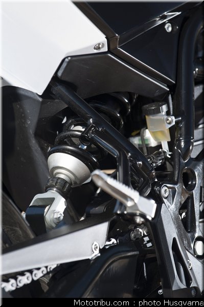 husqvarna_nuda_900_2012_0111