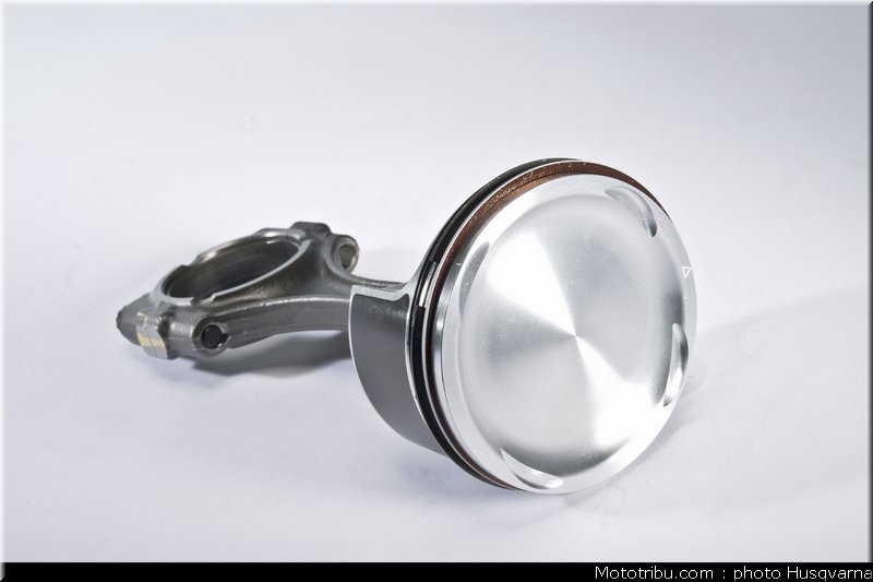 husqvarna_nuda_900_2012_0121