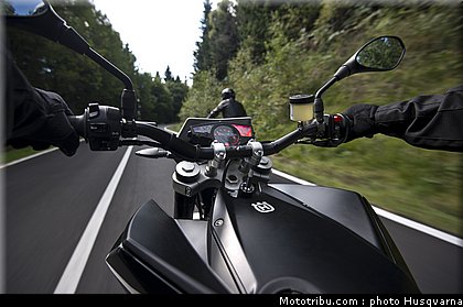 husqvarna_nuda_900_2012_0020.jpg
