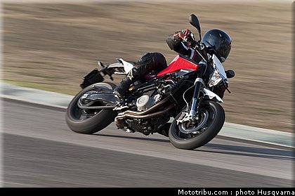 husqvarna_nuda_900_2012_0041.jpg