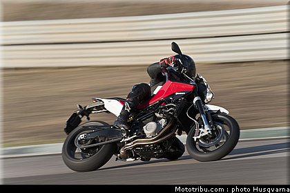 husqvarna_nuda_900_2012_0048.jpg