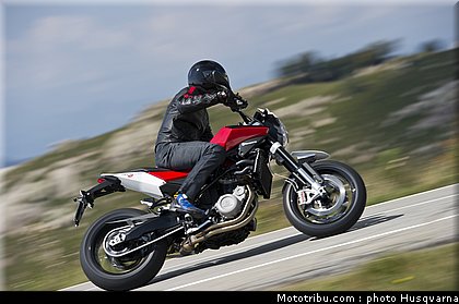 husqvarna_nuda_900_2012_0050.jpg