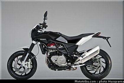 husqvarna_nuda_900_2012_0078.jpg
