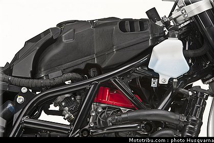 husqvarna_nuda_900_2012_0087.jpg