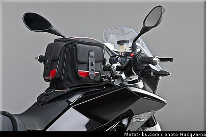 husqvarna_nuda_900_2012_0101.jpg