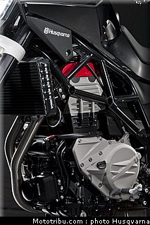 husqvarna_nuda_900_2012_0102.jpg