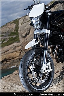 husqvarna_nuda_900_2012_0106.jpg