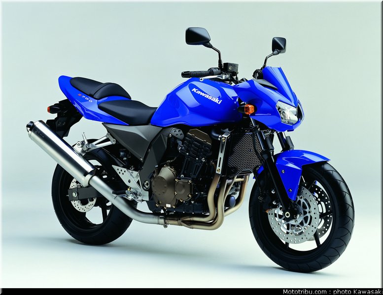 kawasaki_z750_2004_006