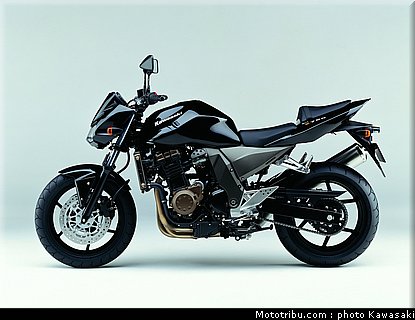 kawasaki_z750_2004_001.jpg