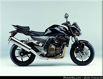 kawasaki_z750_2004_003.jpg