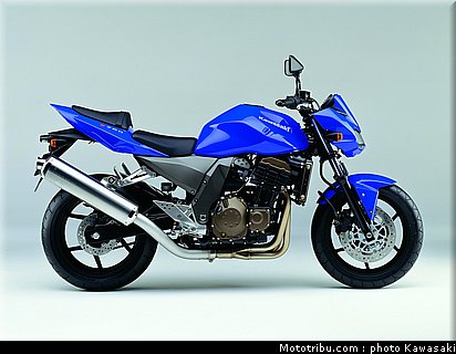kawasaki_z750_2004_007.jpg