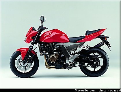 kawasaki_z750_2004_009.jpg