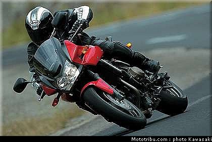 kawasaki_z750s_2005_003.jpg