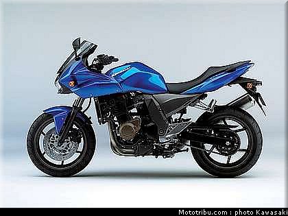 kawasaki_z750s_2005_016.jpg
