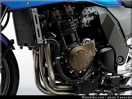 kawasaki_z750s_2005_022.jpg