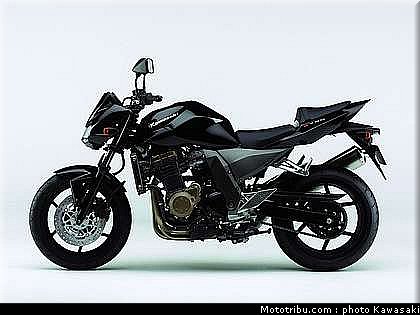 kawasaki_z750_2006_001.jpg