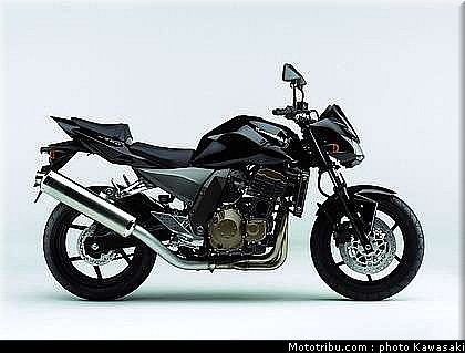 kawasaki_z750_2006_003.jpg