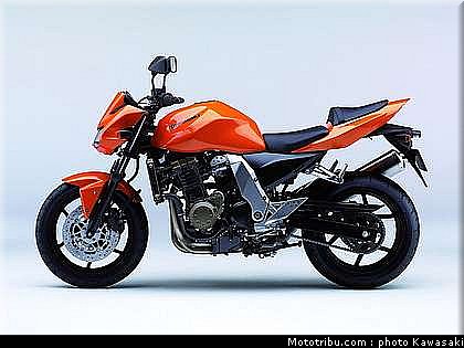 kawasaki_z750_2006_004.jpg