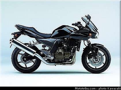 kawasaki_z750_2006_012.jpg