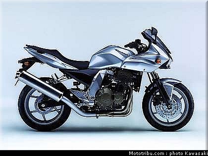 kawasaki_z750_2006_018.jpg