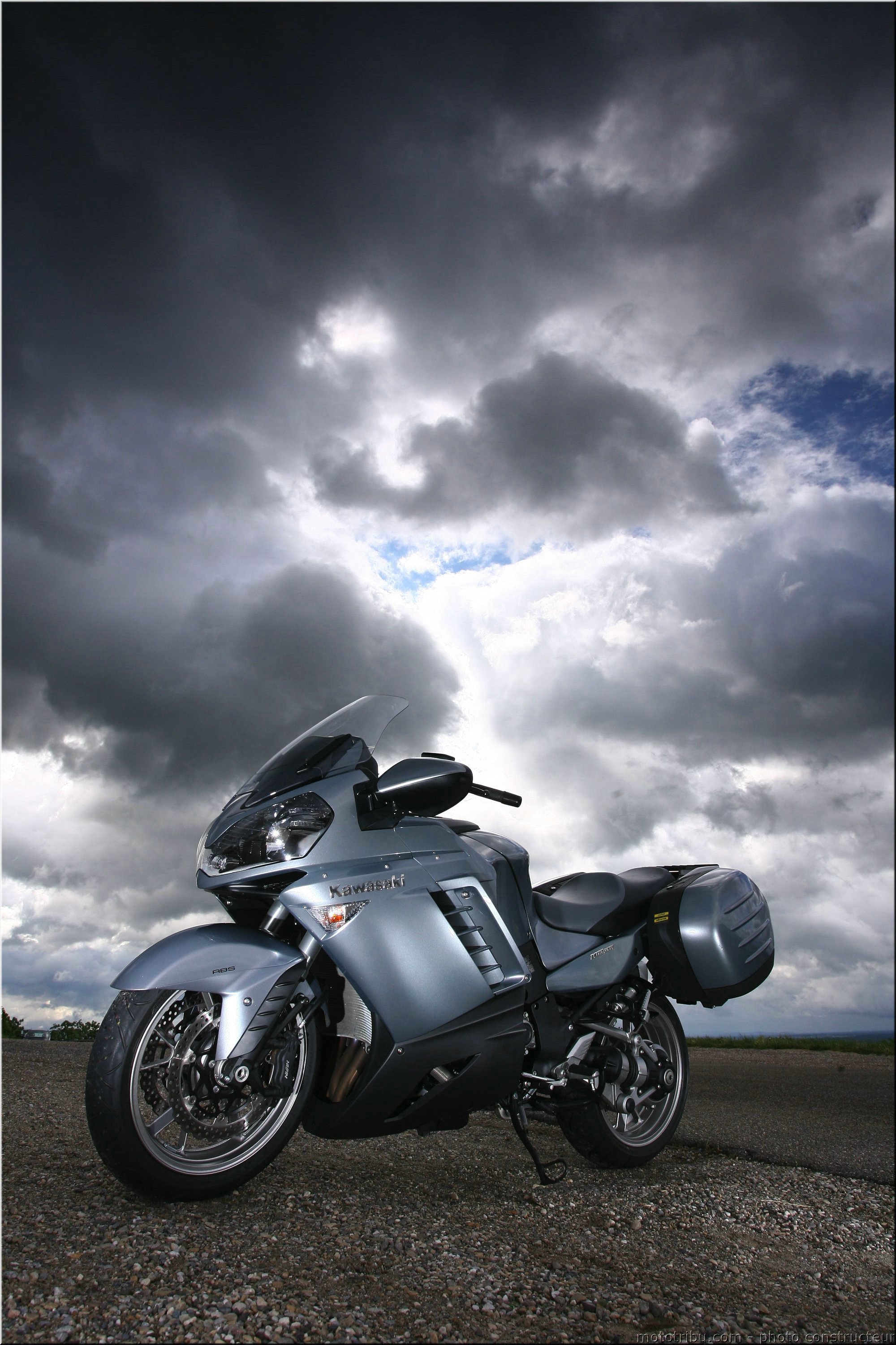 kawasaki-1400gtr-2007-0007
