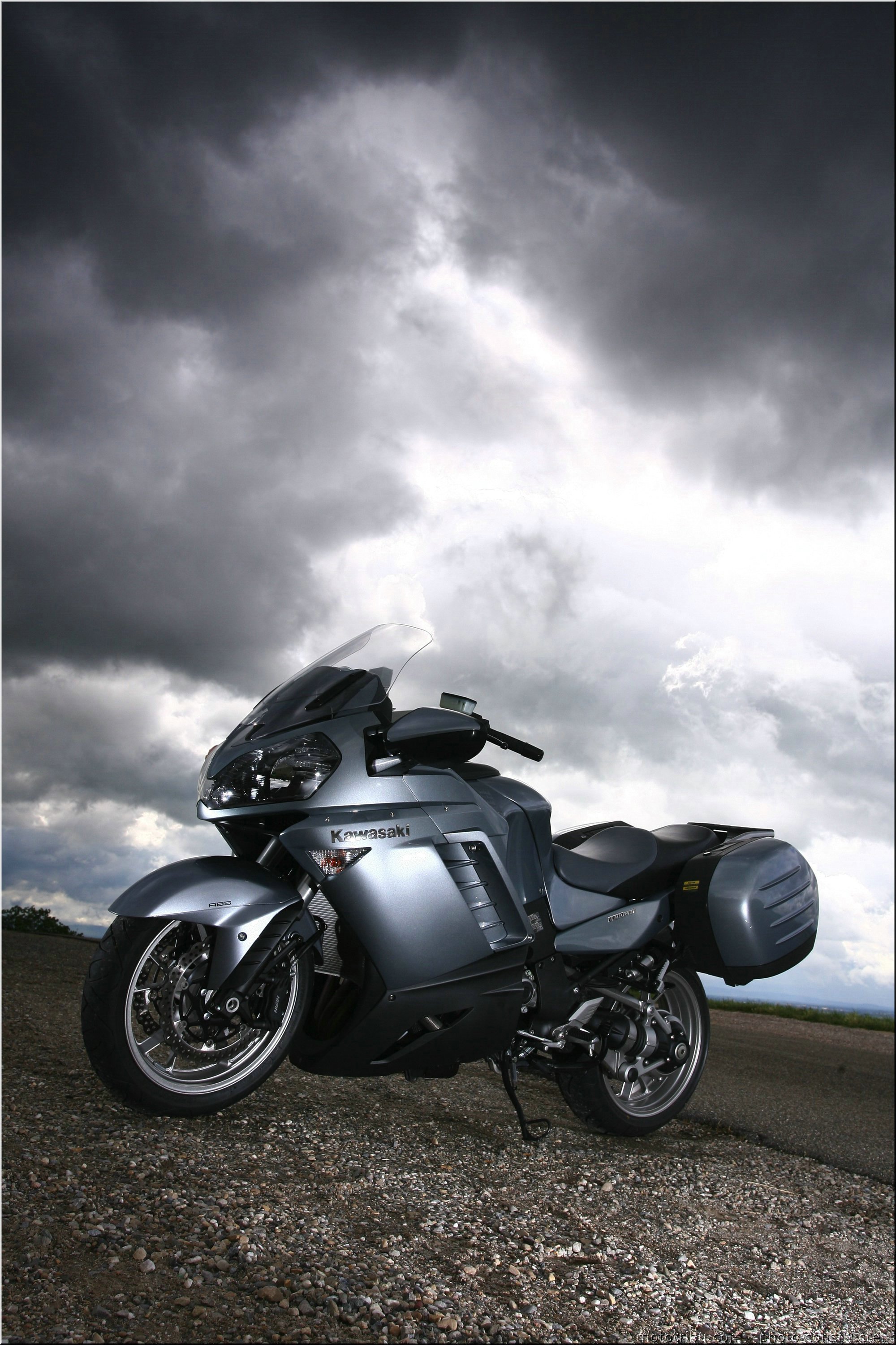 kawasaki-1400gtr-2007-0010