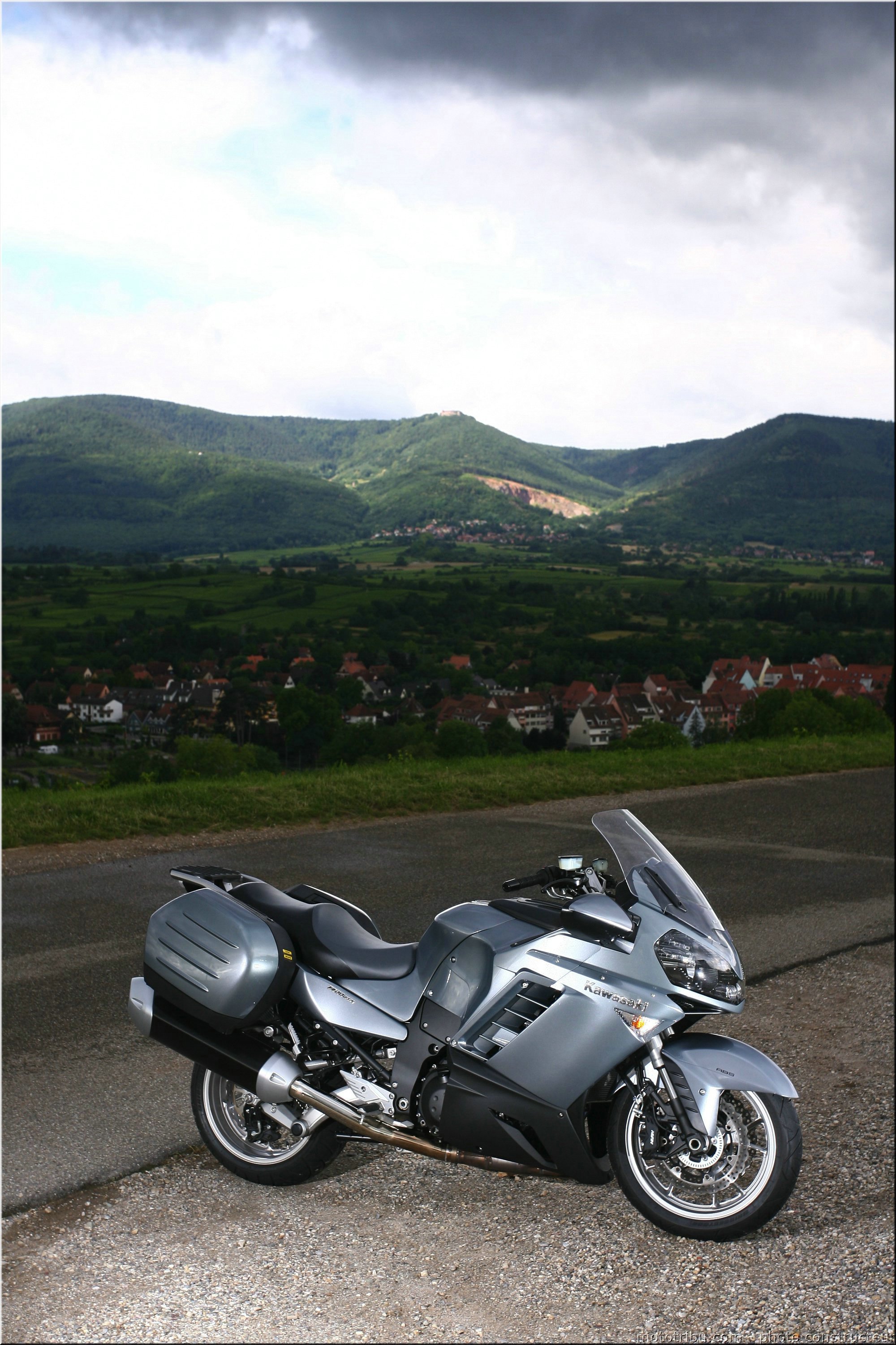 kawasaki-1400gtr-2007-0014