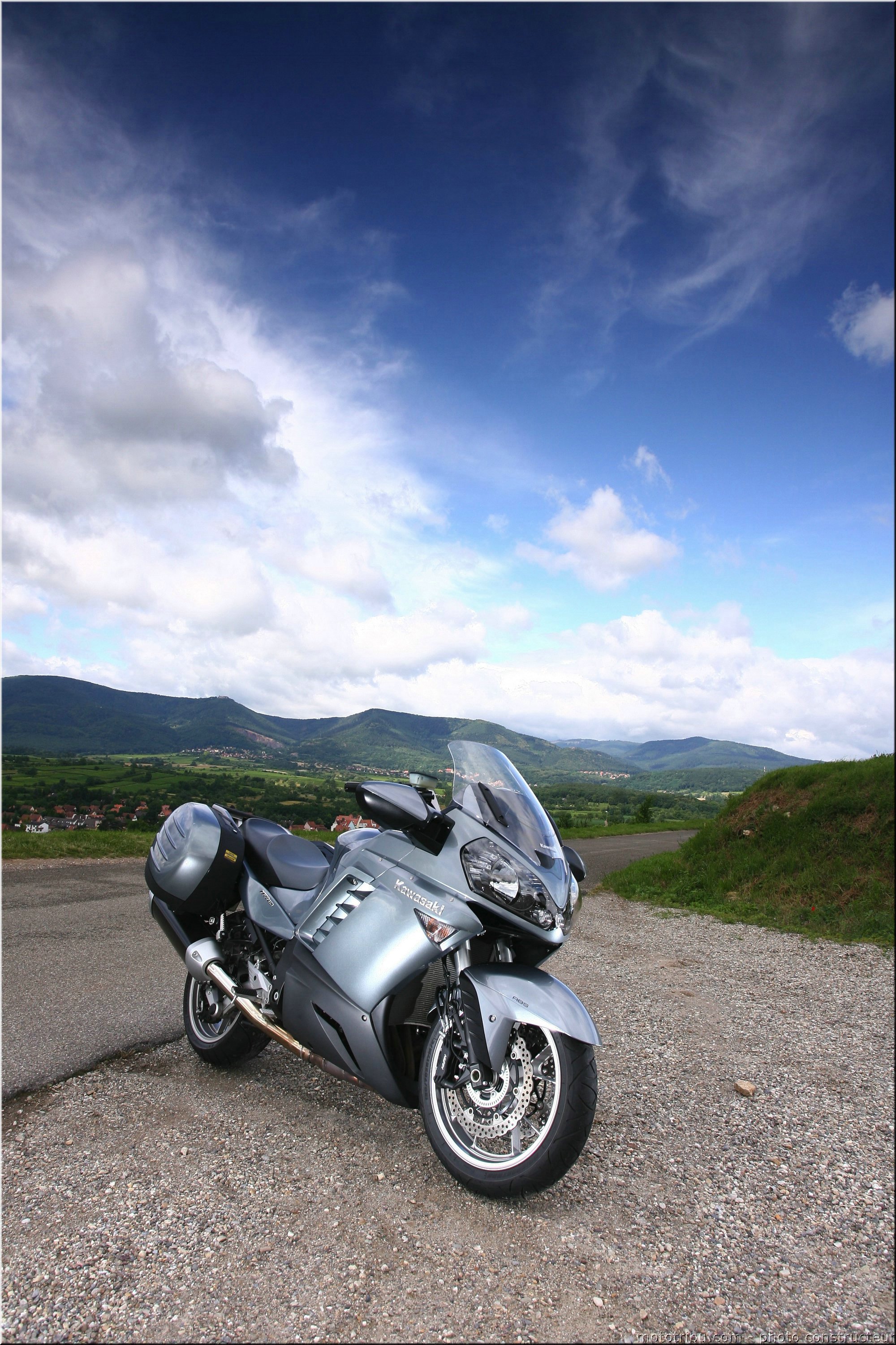 kawasaki-1400gtr-2007-0036