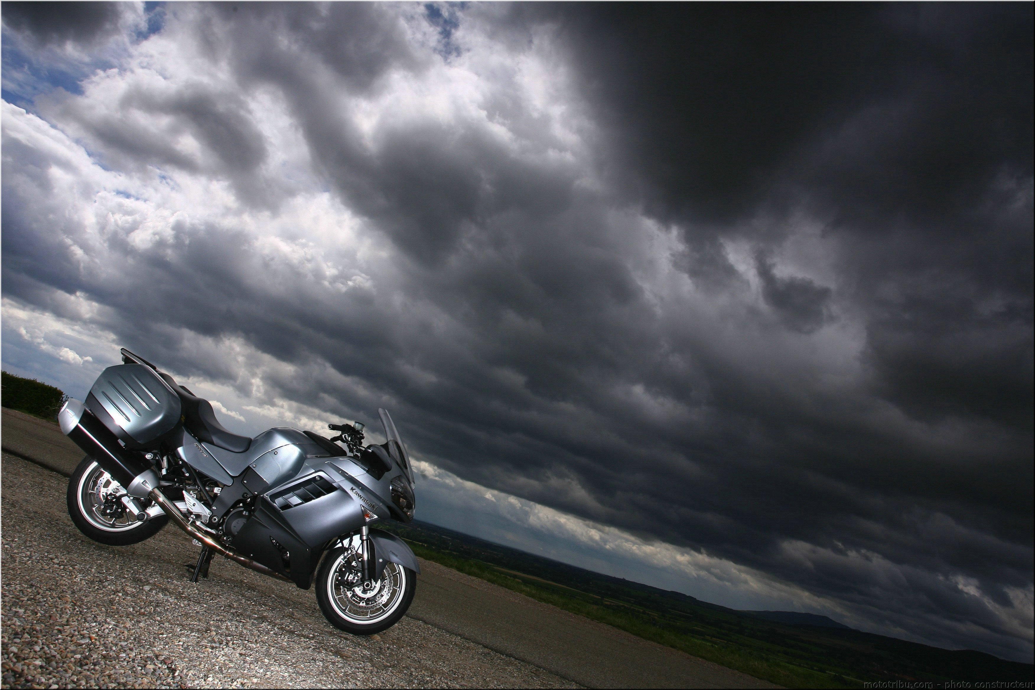 kawasaki-1400gtr-2007-0052