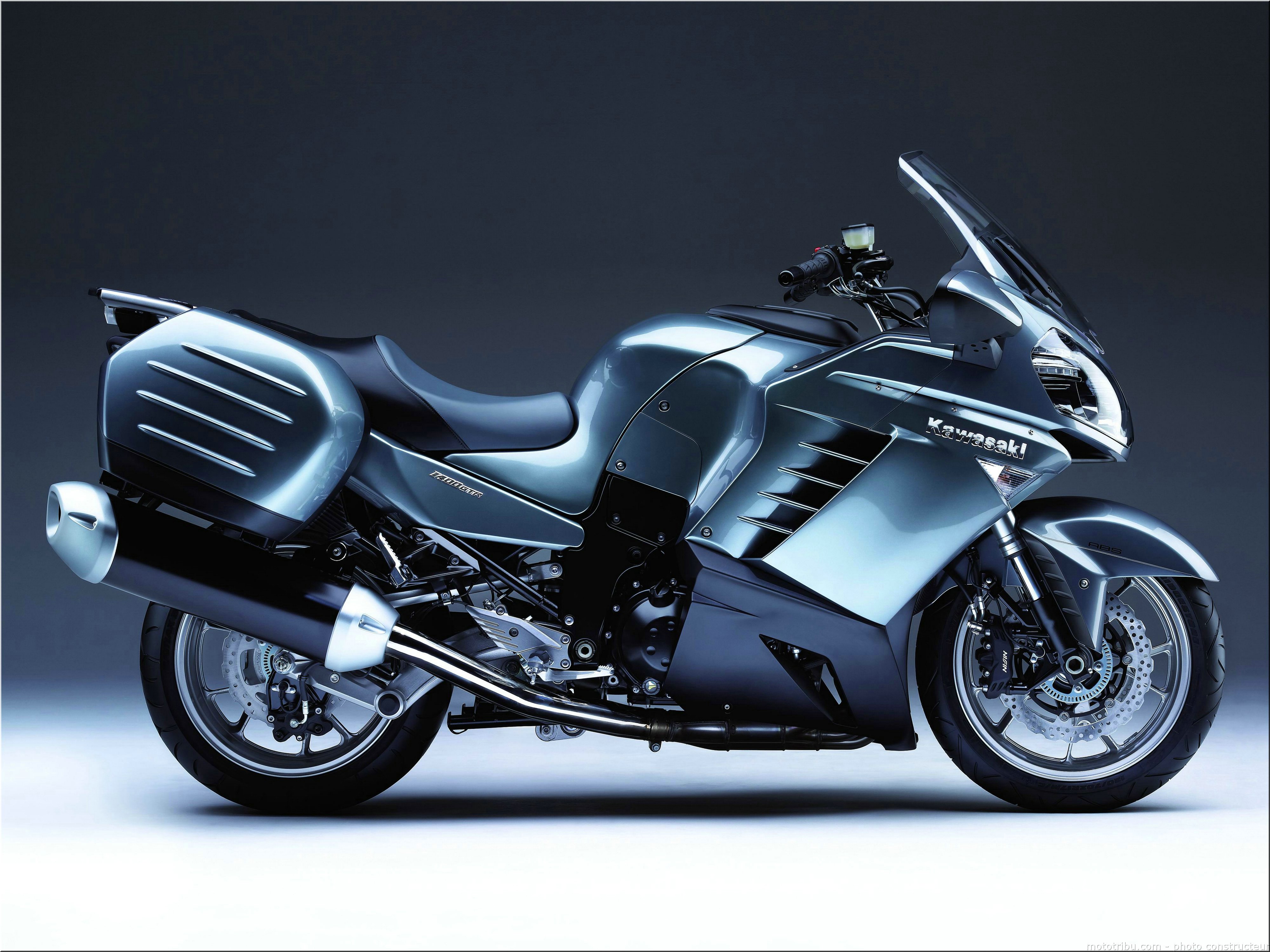 kawasaki-1400gtr-2007-0105