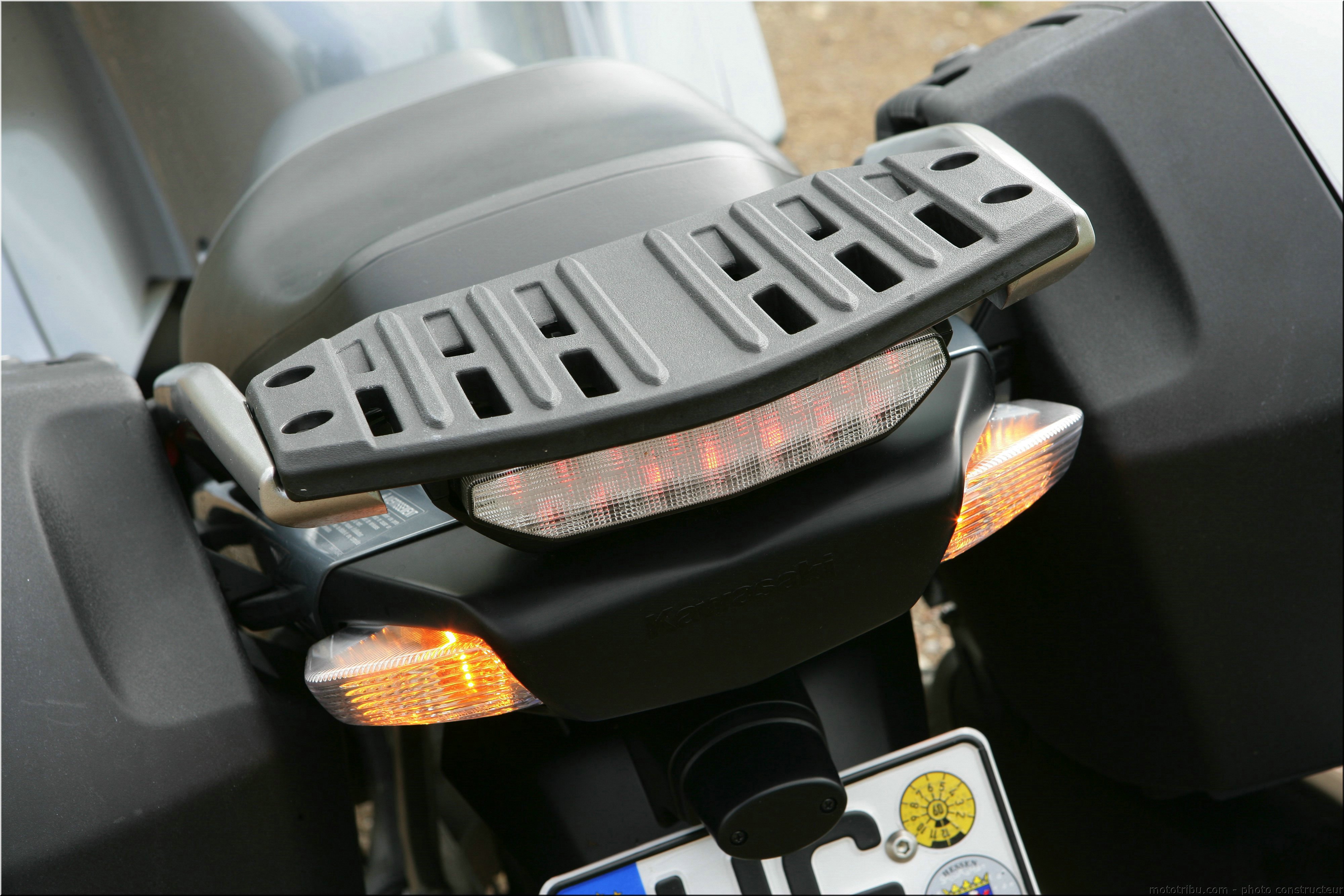kawasaki-1400gtr-2007-0111