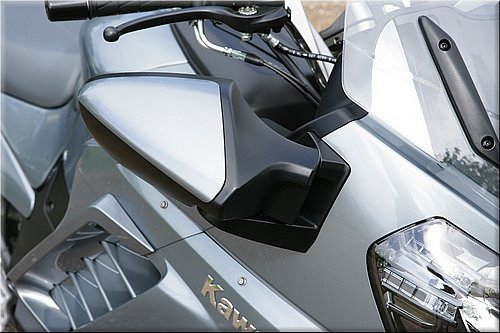 kawasaki-1400gtr-2007-0104