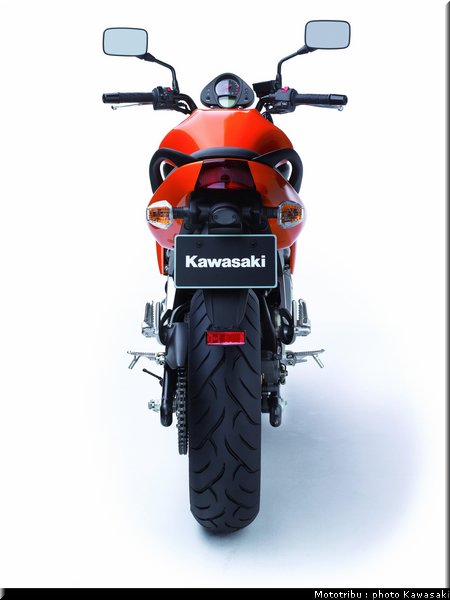 kawasaki_er6n_2007_015