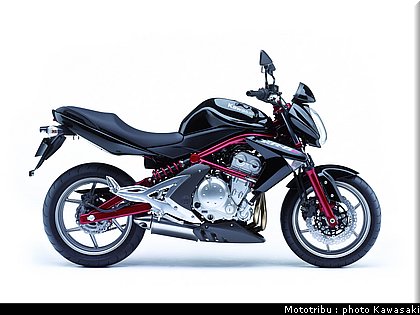 kawasaki_er6n_2007_002.jpg